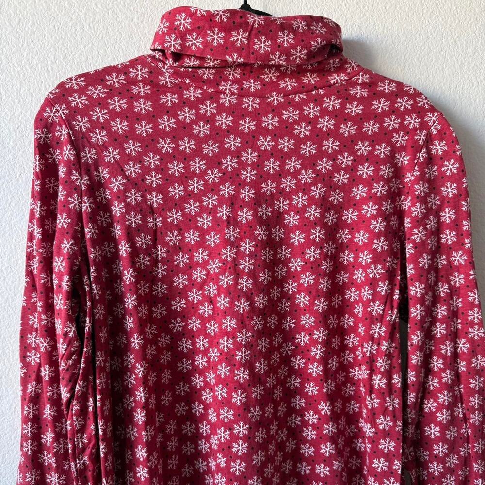 Red And White Snowflake Print - image 3